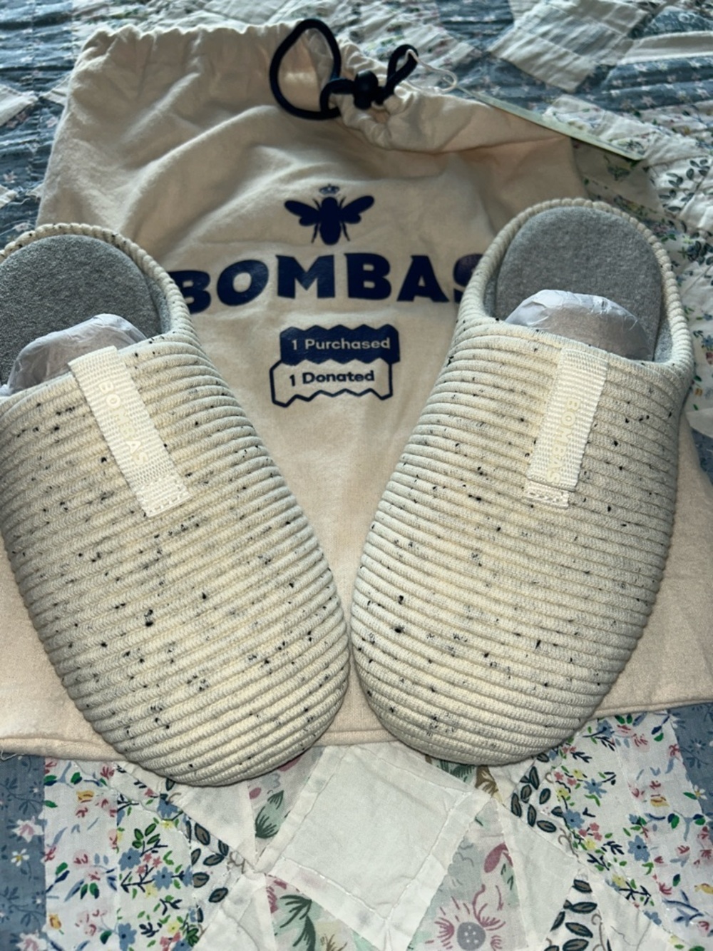 Bomba‘s nest slippers new with bag size 8